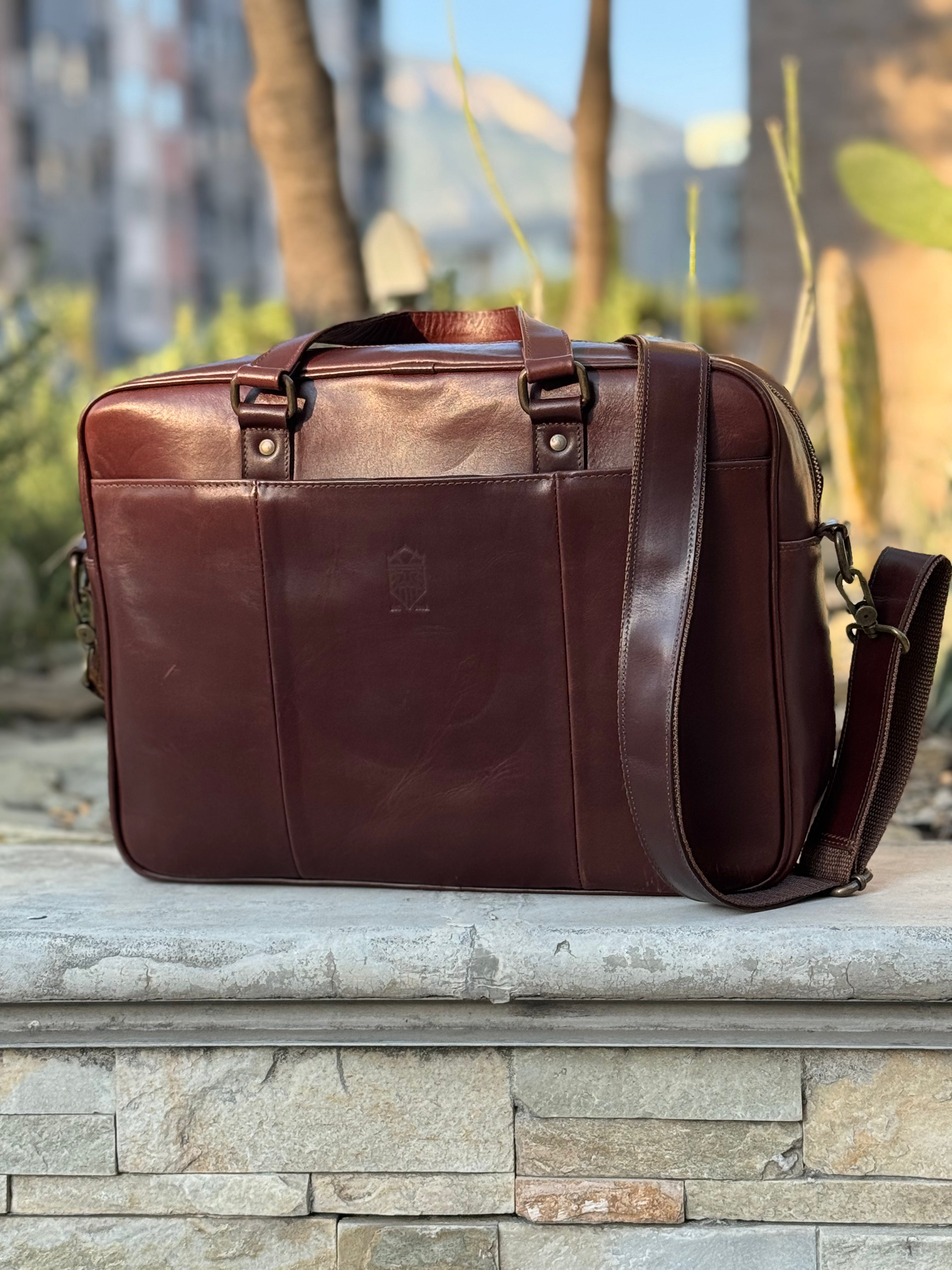 Maletines & Porta Laptops.